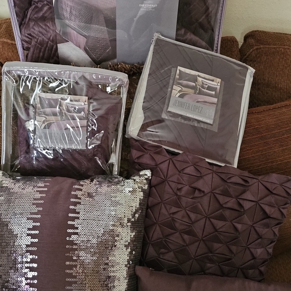 Beautiful💫💥Jennifer Lopez Set 💜🖤 - Picture 5 of 5